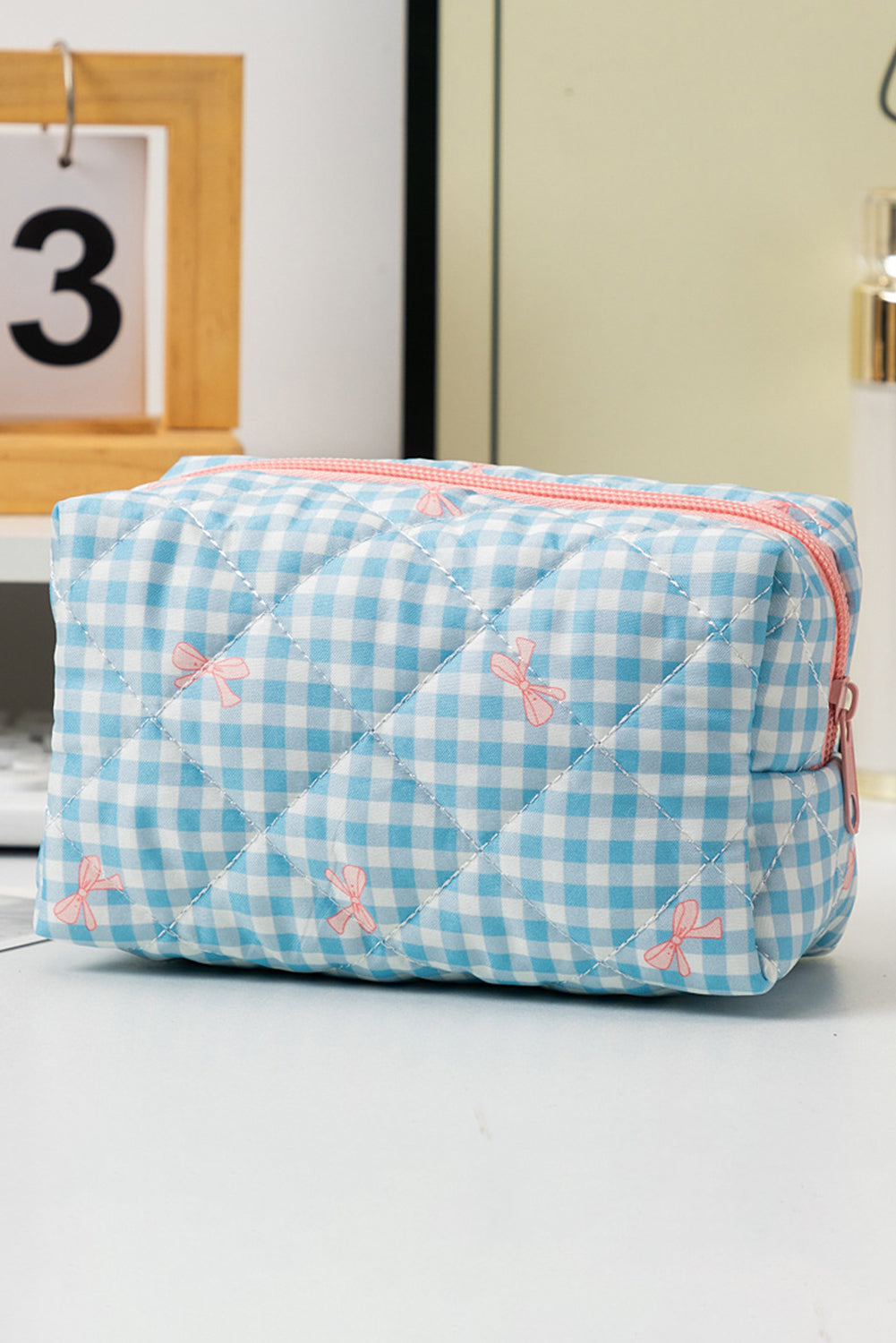 White Sweet Bow Knot Print Quilted Zipper Cosmetic Bag